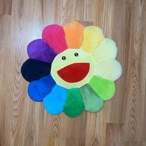 Murakami flower pillow